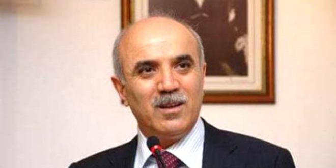 Eski Müsteşar istifa etti