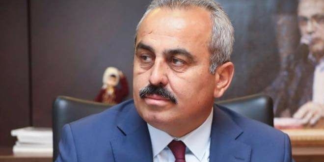 Kalkınma Bakanı danışmanı istifa etti