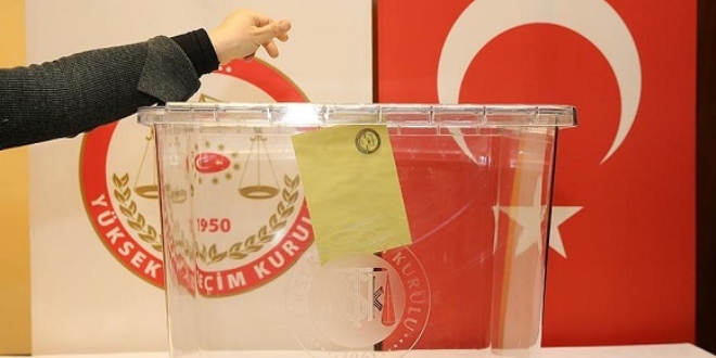 Seçmenler yeni oy pusulalarıyla tanışacak