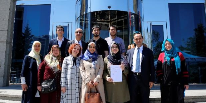 Liseli gençlerden AK Parti'ye 'aday adaylığı' başvurusu