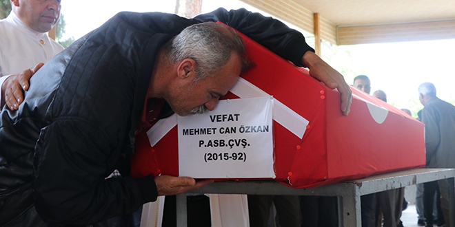 Kazada hayatını kaybeden astsubay, toprağa verildi