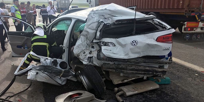 Kahramanmaraş'ta zincirleme kaza: 2 ölü, 15 yaralı