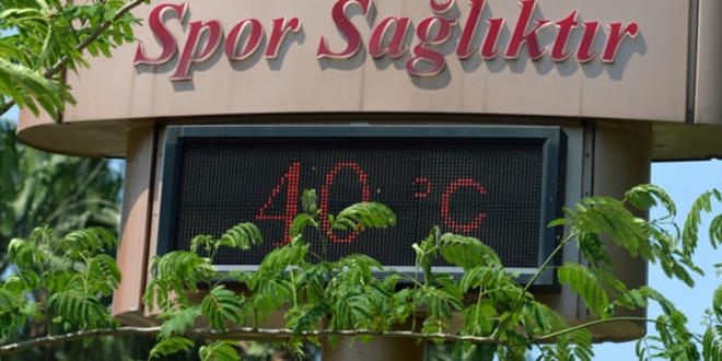 Adana'da bugün... 40 dereceyi gördüler