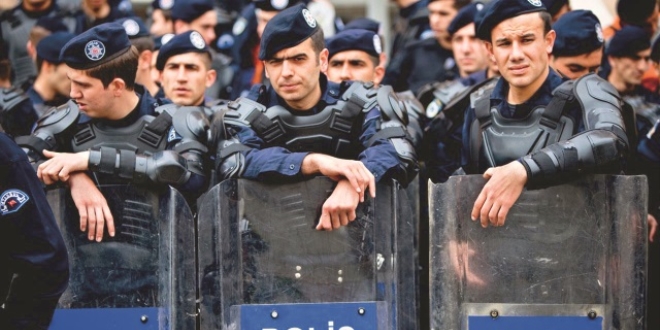 Polis ek gösterge artışını bekliyor