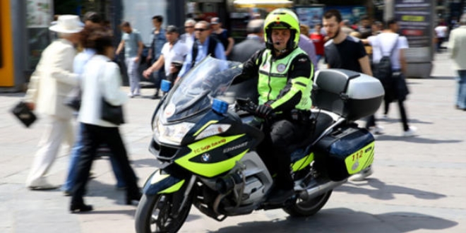 Motorize sağlık personeli, hekimi yaşama döndürdü
