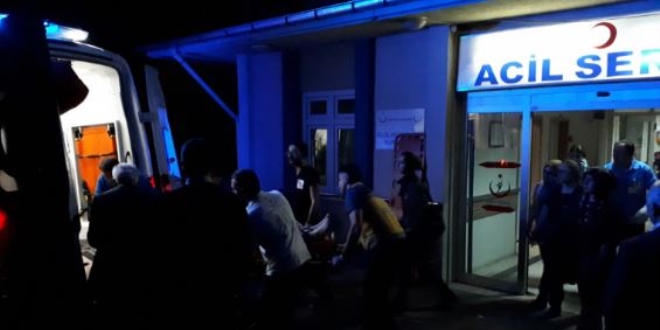 Dur ihtarına uymayan FETÖ'cü astsubaya ateş açıldı: 1 ölü