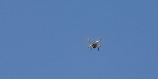 stanbul semalarnda drone alarm