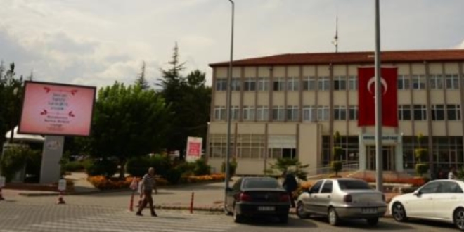 Gediz'in yeni Belediye Başkanı Muharrem Akçadurak oldu