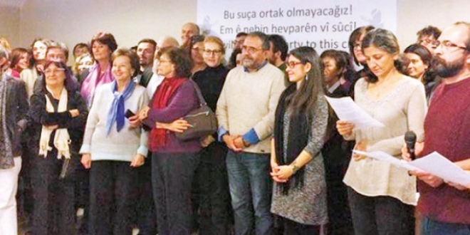 İhanet bildirisine imza atan kirli eller CHP listesinde