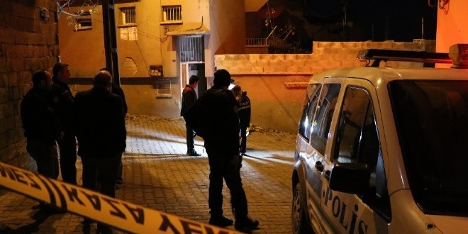 Hatay'da polis aracna silahl saldr: 2 polis yaral