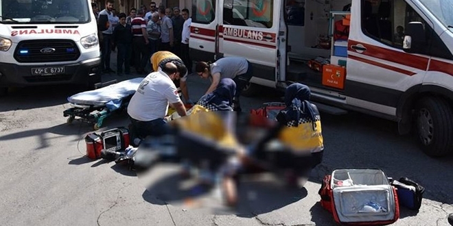 Sokakta tartıştığı çifti öldüren emekli polis tutuklandı