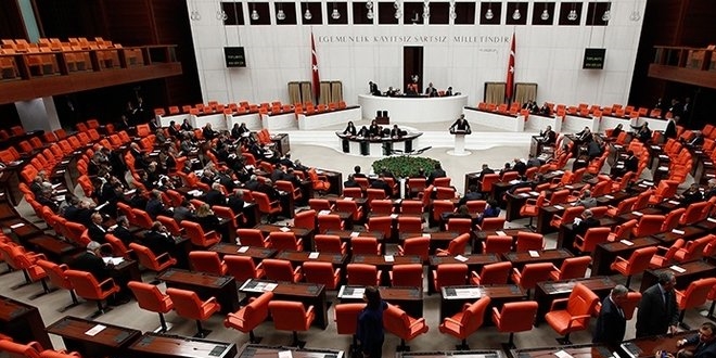 YÖK Kanun Tasarısı TBMM'de kabul edildi