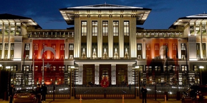 Ekonomi zirvesi toplantısına kimler katıldı?