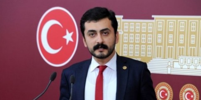 CHP'li Eren Erdem'e 'FETÖ'ye yardım' davası
