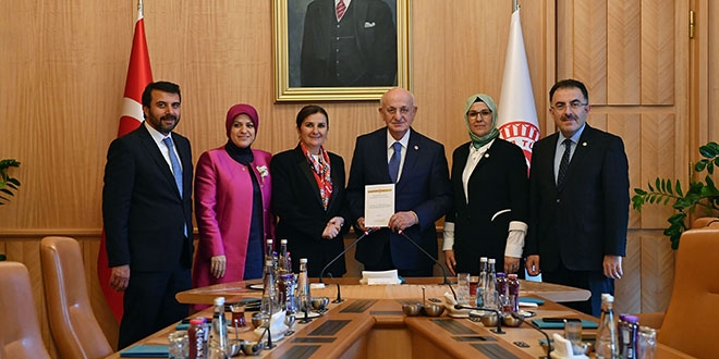 'Bu konu, parti konusu değil, milletin konusudur'