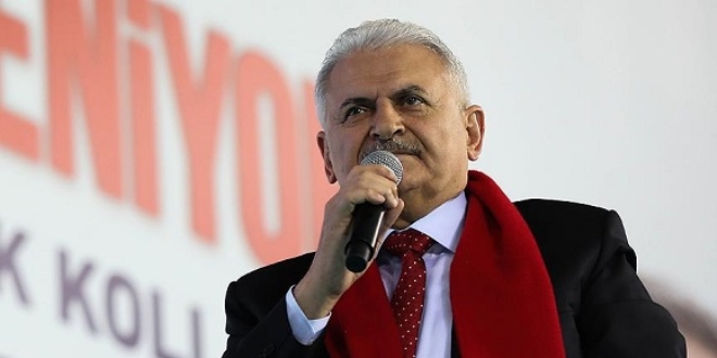 'Demokrasi sınavı sanal alemde değil sandıkta'