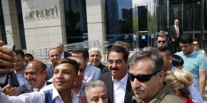 AK Parti'de aday adayı bin 800'e iniyor