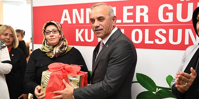 Ordu'da şehit annesi 'Yılın Annesi' seçildi