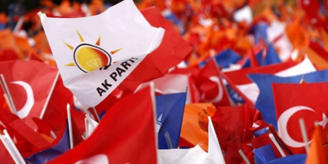 AK Parti'ye bavuran aday adaylarndan 290' renci