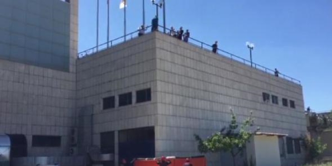 Hastanede intihara kalkışan kadını polis ikna etti