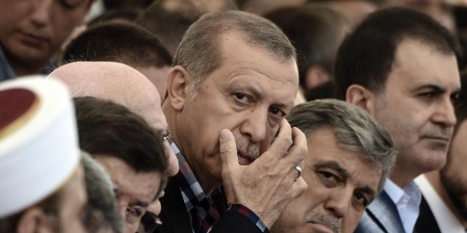 Gül'ün danışmanı kitap yazdı, gizli konuları anlattı
