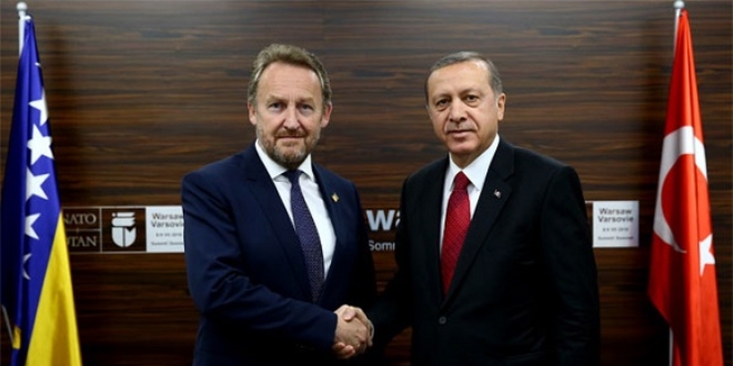 'Erdoğan ile dostluğum babam Aliya'dan miras'