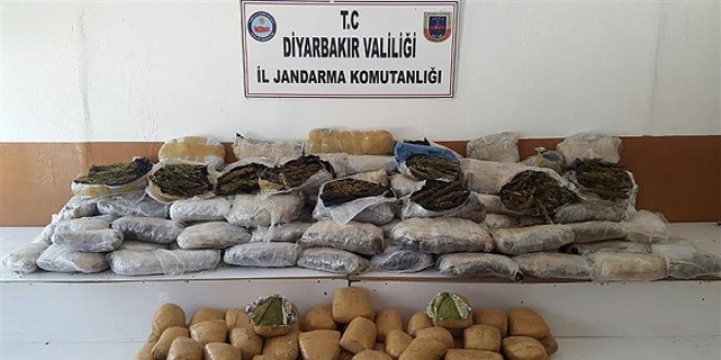 Diyarbakr'da 1 ton 261 kilogram esrar ele geirildi