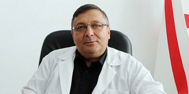 Asker, acil servise kendisini sokan yılanla geldi