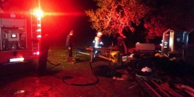 Trafoya yıldırım düştü, 1 ilçe ve 26 köy elektriksiz kaldı
