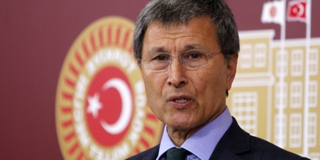 Halaçoğlu: Bana bir yer bulamadılar, kırgınım