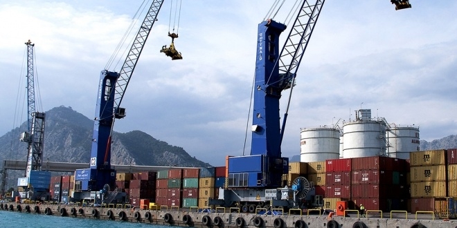 İthal ürüne bir ayda yüzde 4'lük kur zammı