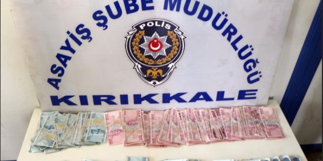 Yanlışlıkla çöpe atılan 40 bin lirayı polis buldu