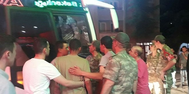 Çevre ilaçlamasından etkilenen askerler tedavi altına alındı