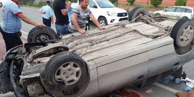 Takla atan araçtan burnu bile kanamadan çıktı