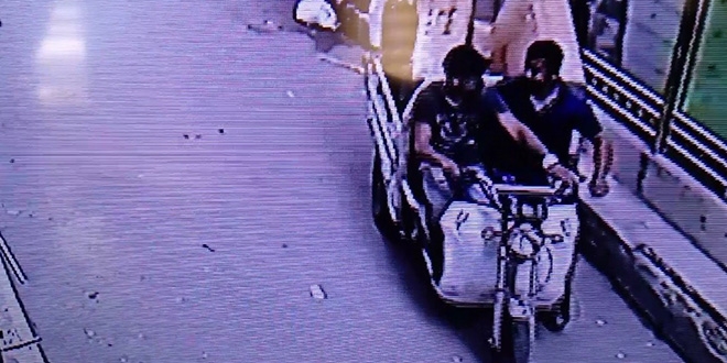 Kayyuma devredilen Furkan Vakfından hırsızlık