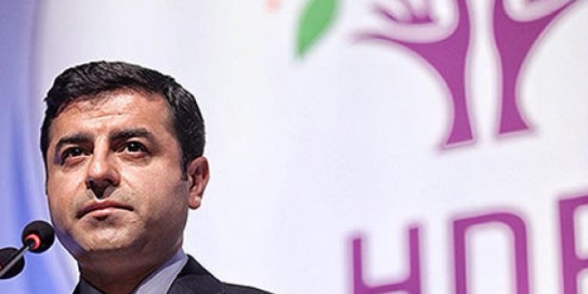 Demirtaş'ın tahliyesi için Anayasa Mahkemesi'ne başvuru yapıldı