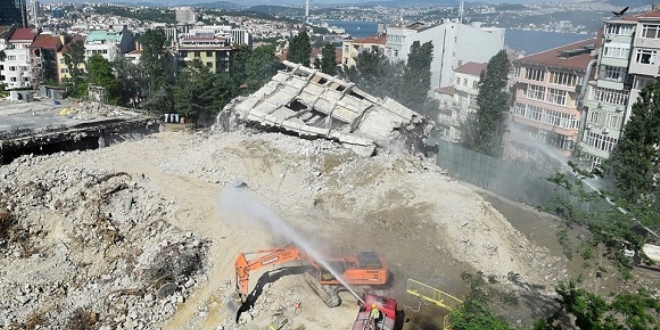 AKM'nin yıkımı tamamlandı