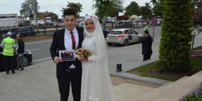 Başbakan'ı düğüne davet için 750 kilometre yol geldiler