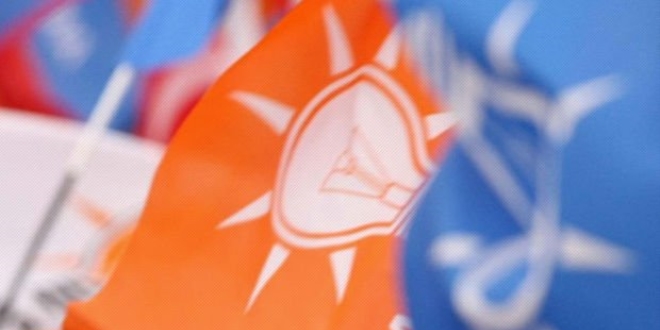 AK Parti'den 600 milletvekili aday iin rehber