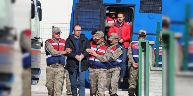 Giresun'da 24 FETÖ sanığına ceza, 6 sanığa beraat