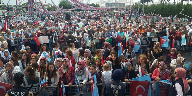 Meral Akener'in Osmaniye mitinginde alan bo kald