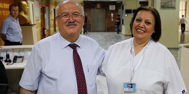 Genç hemşireleri 'sağlıktaki değişimle motive ediyor
