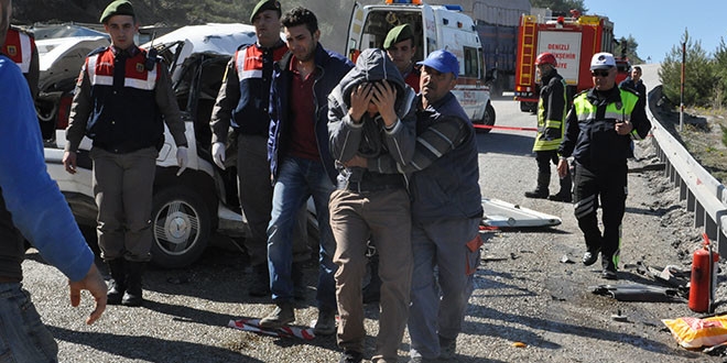 Şanlıurfa'da katliam gibi kaza: 4 ölü, 2 yaralı