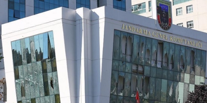 Görüntülere rağmen generali alıkoyduğunu inkar etti