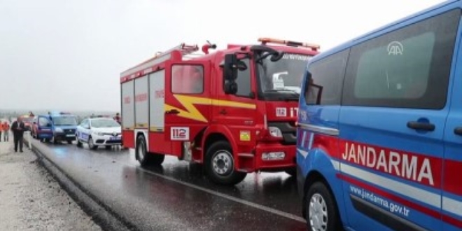 Tokat'ta trafik kazası: 1 ölü, 12 yaralı