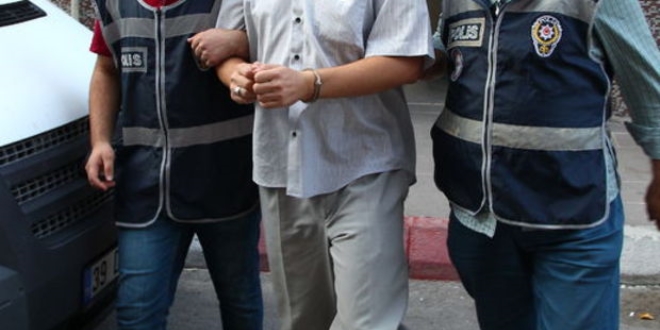4 ilde 1'i eski başhekim, 6 kişi gözaltına alındı