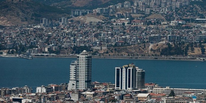 İzmir'de 1 milyon konut sahibi 'barışacak'