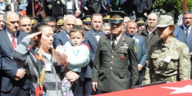 Bingöl şehidi son yolculuğuna uğurlandı