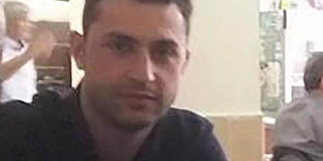 Polis memuru, feci şekilde intihar etti