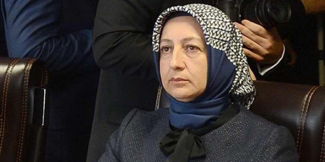 Sizin işiniz siyaset değil!